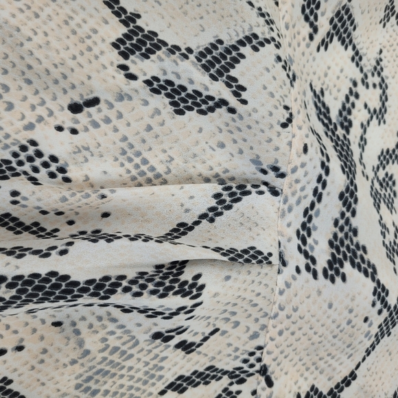 Express Portofino snakeskin ivory pale pink sleeveless collar button up shirt SP - Picture 9 of 11